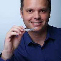 Dr Rodrigo De Marchi Dentista